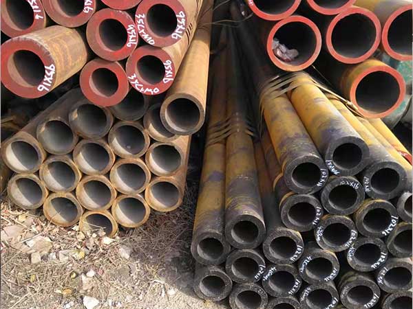 35crmo合金管.jpg 35crmo合金管.jpg