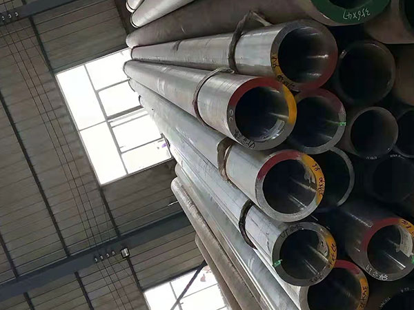 无缝钢管3.jpg